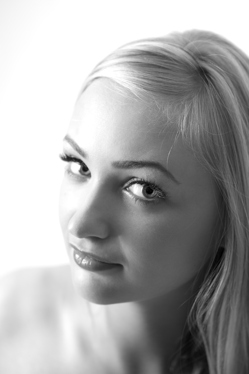 Marek-Borys-Portrair_London_Epping_Studio_Portrait_photography- (1).jpg