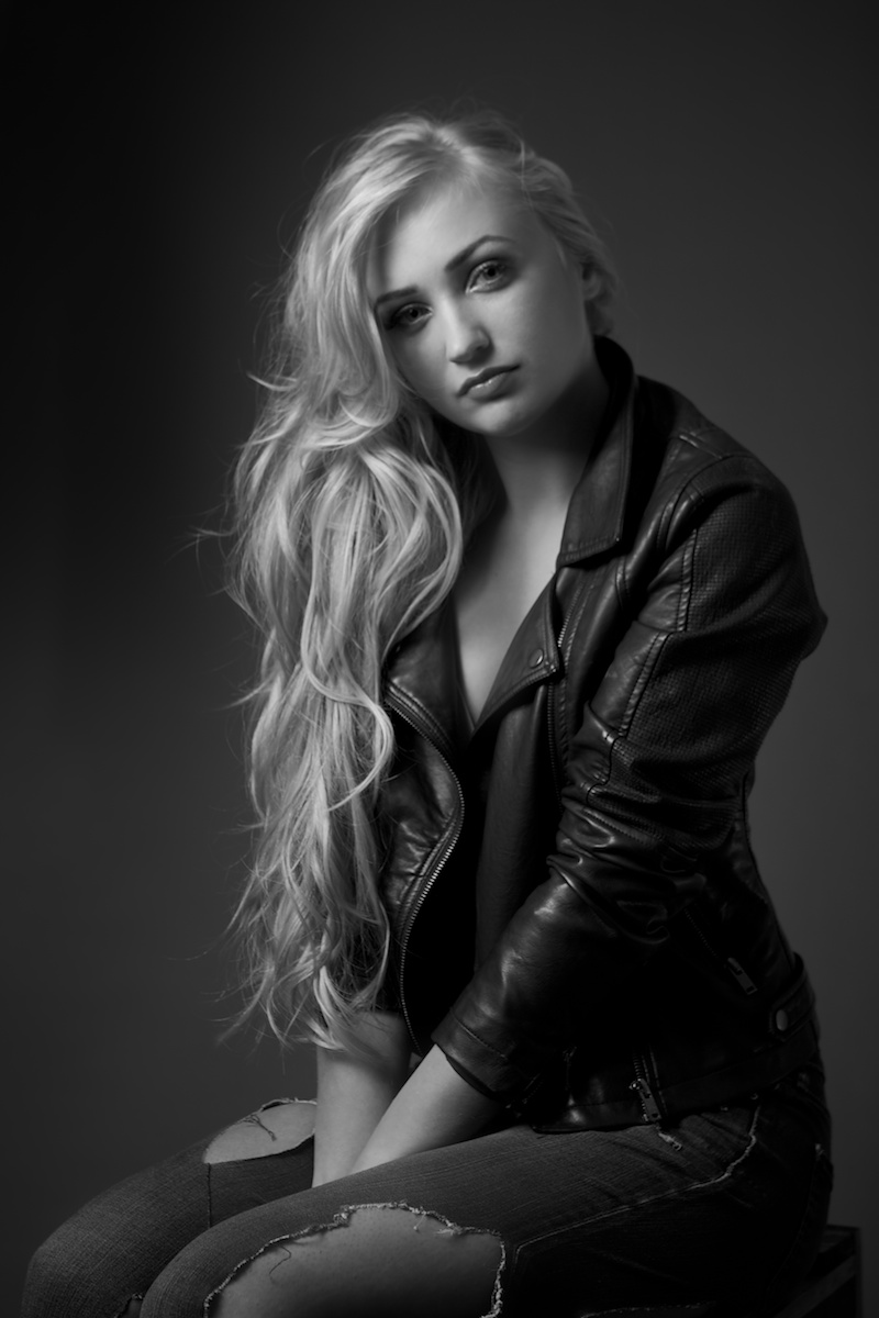 Marek-Borys-Portrait_London_Epping_Studio_Portrait_photography-.jpg