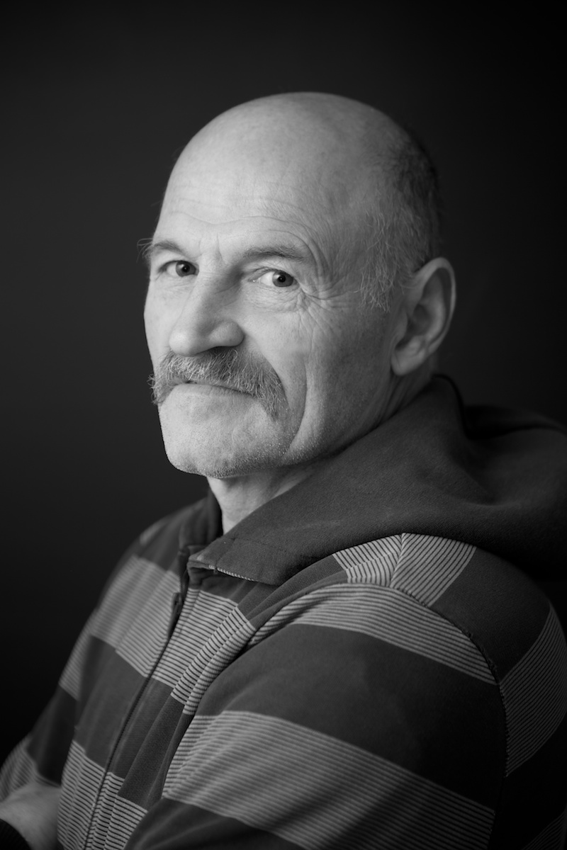 Marek-Borys-Portrait_London_Epping_Studio_Portrait_photography- (4).jpg